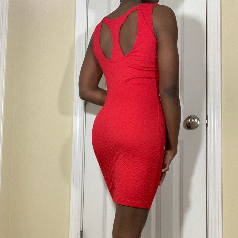 FOREVER 21 Open Back Red Dress